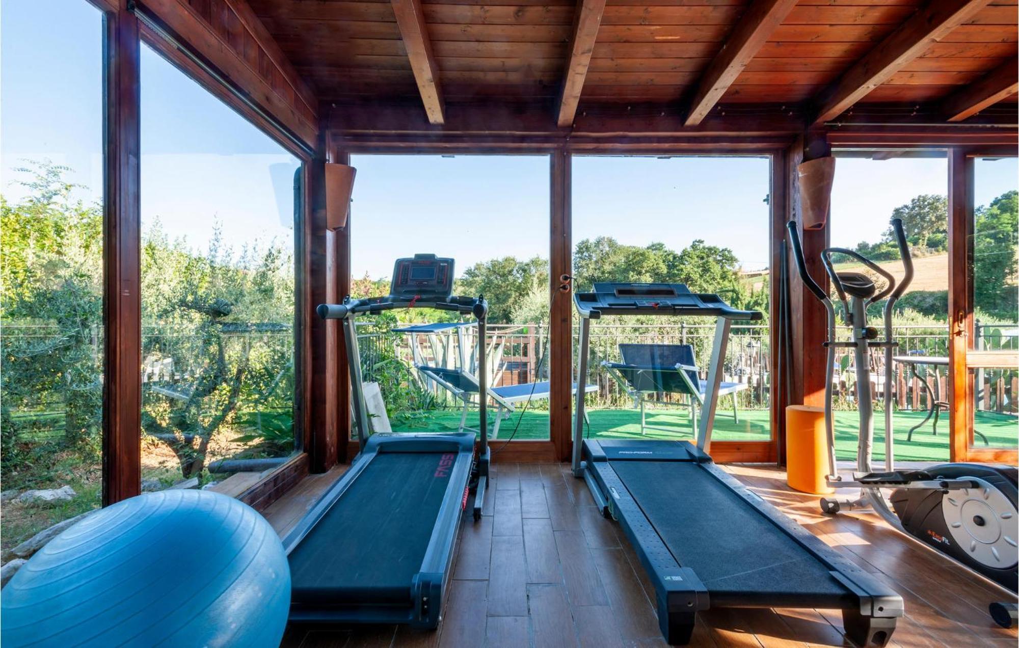 Cozy Home In San Giovanni With Wifi Montefiore dell'Aso Exterior photo