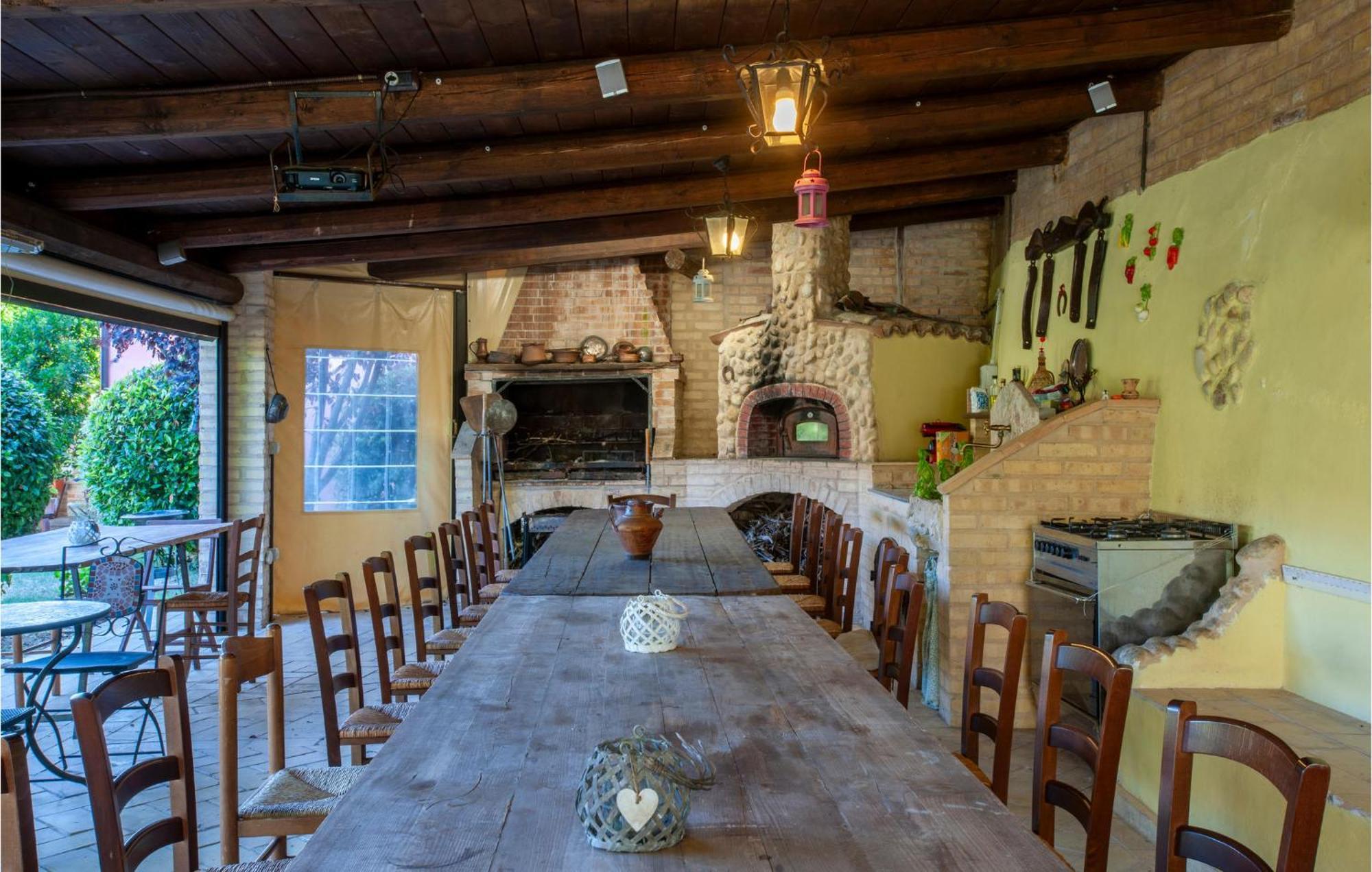 Cozy Home In San Giovanni With Wifi Montefiore dell'Aso Exterior photo