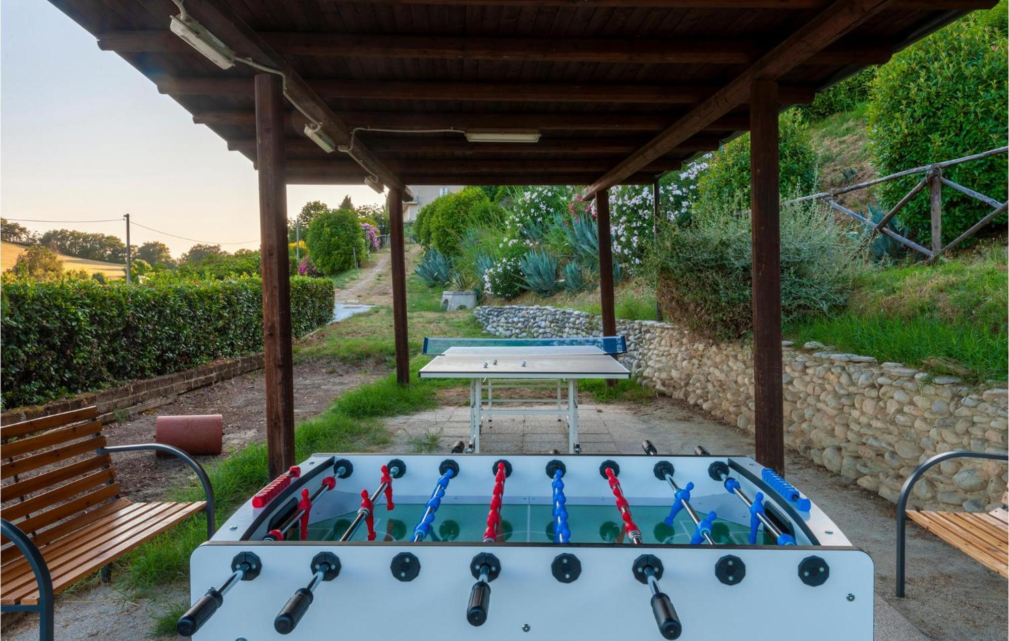 Cozy Home In San Giovanni With Wifi Montefiore dell'Aso Exterior photo